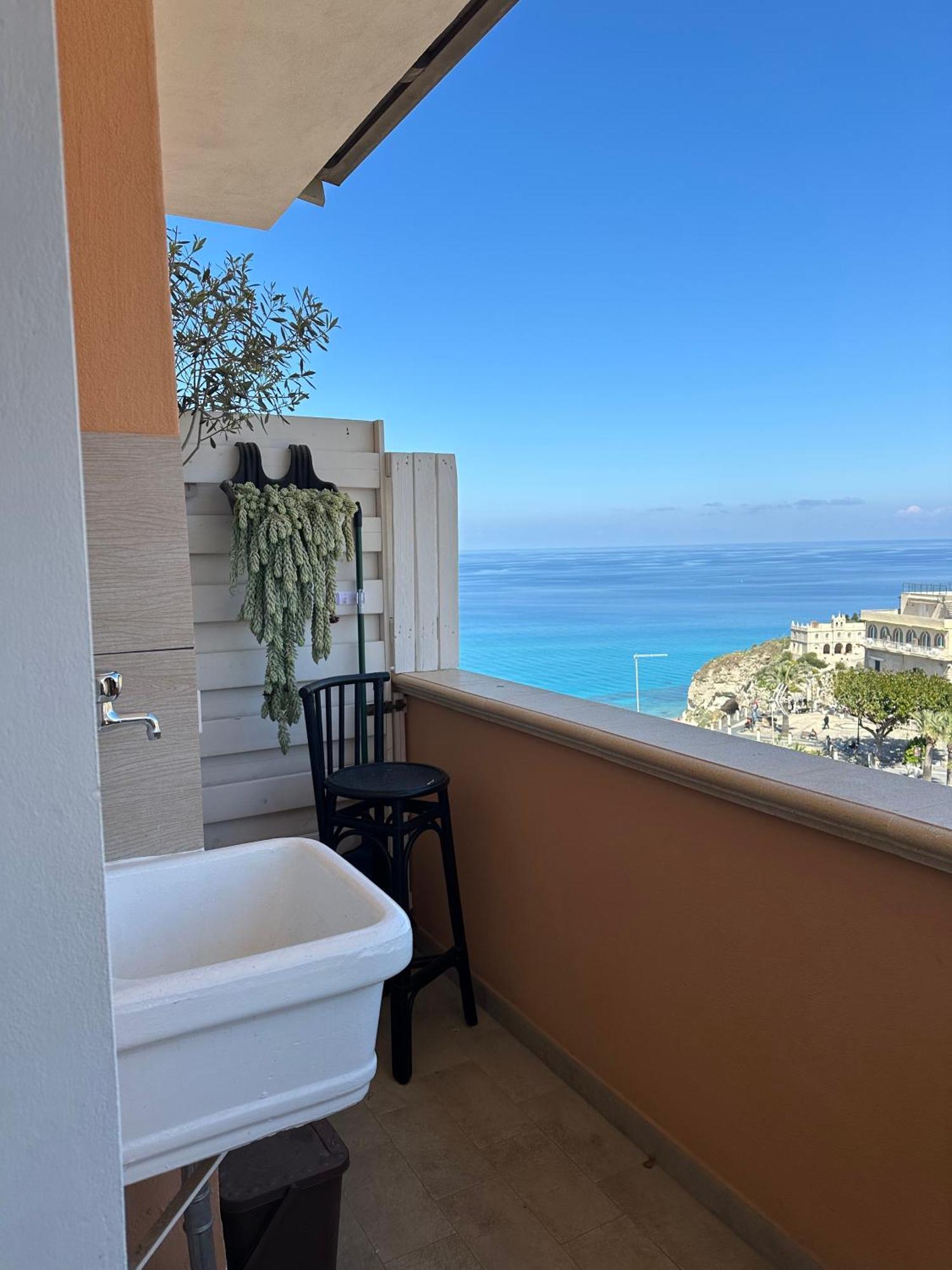 Sapore Di Sale Accommodation Tropea Exterior photo